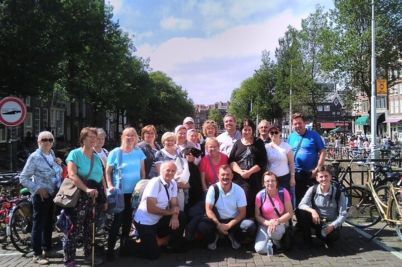 Amsterdam Private Tour - Group photo at Flower Market with pilgrims from Slovakia 