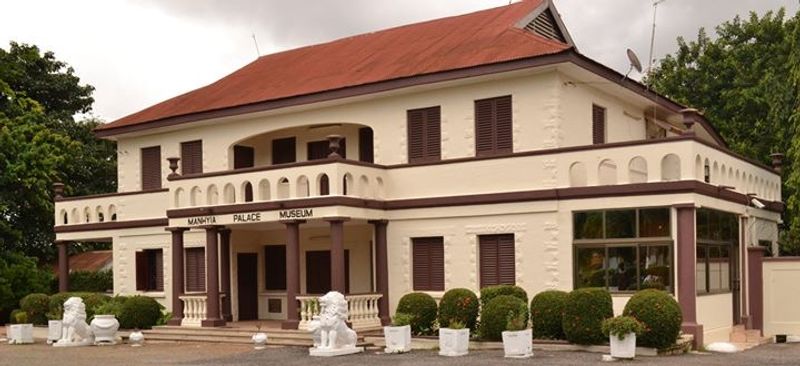 Accra Private Tour - Manhyia Palace Museum