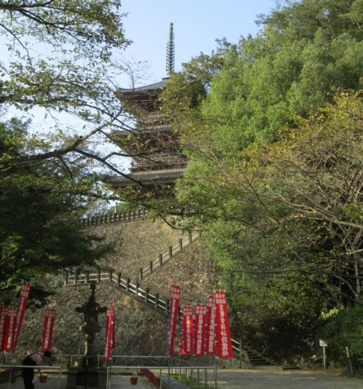 Shimane Private Tour - Kiyomizudera-Temple. You can go inside and enjoy the great view from the top.