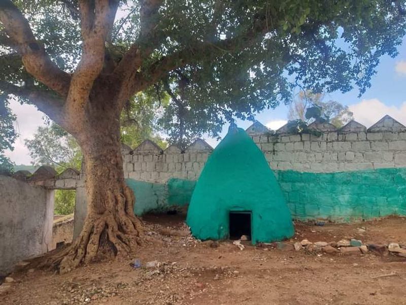 Addis Ababa Private Tour - An old mosque in Harar