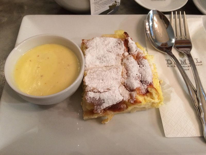 Vienna Private Tour - Strudel with vanilla custard