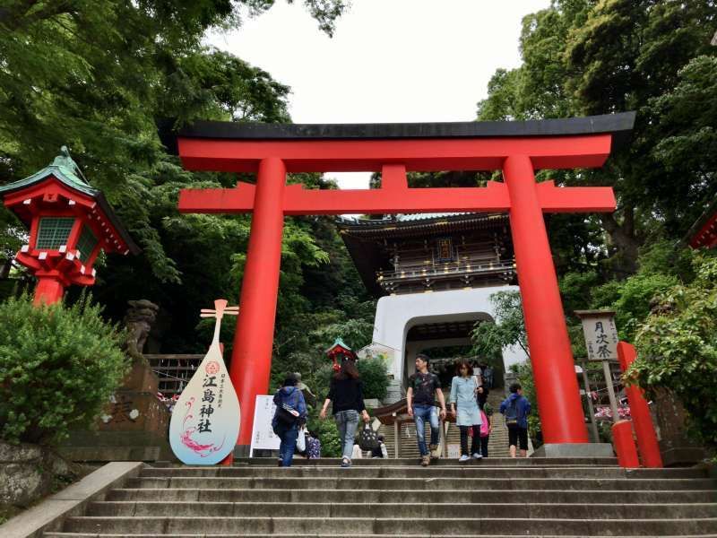 Kamakura Private Tour - Enoshima Jinja Shrine, enshrining Benzaiten, a goddess, the patron of music, eloquence and the arts, in Enoshima Area