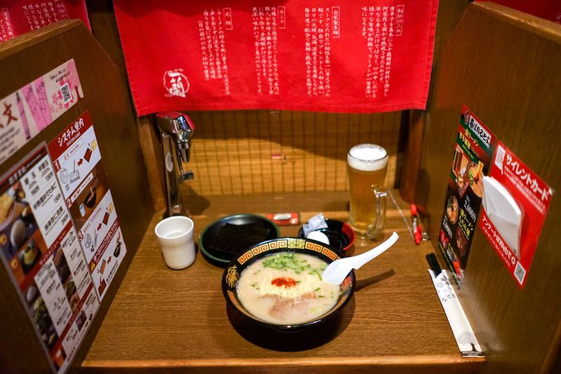 Tokyo Private Tour - Ramen!