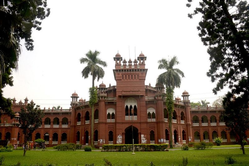 Dhaka Private Tour - Dhaka University