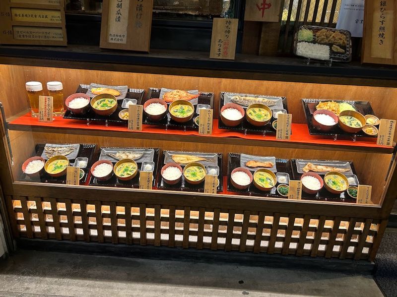 Tokyo Private Tour - Fish meal set Shibuya