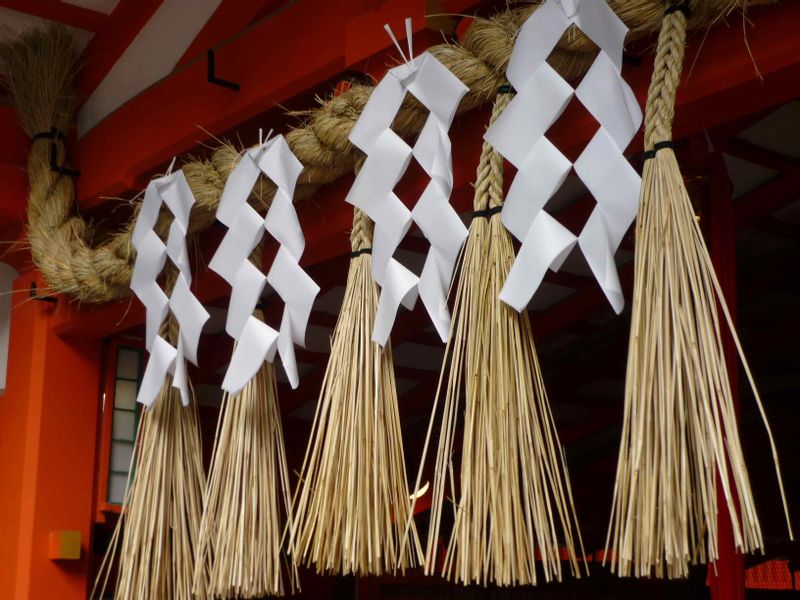 Kyoto Private Tour - Fushimi Inari Shrine (Shimenawa sacred rope)