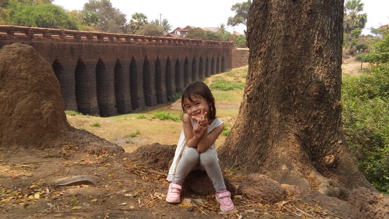 Siem Reap Private Tour - Kompong Kdei bridge