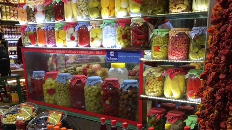 Istanbul Private Tour - Pickle shop