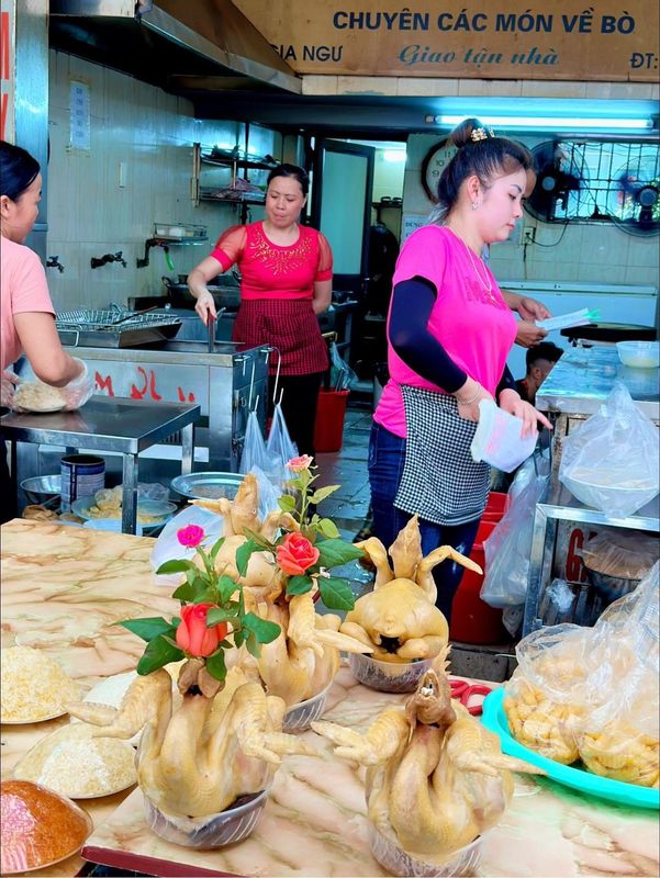 Hanoi Private Tour - Hang Be market