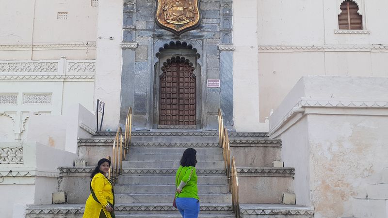 Udaipur Private Tour - City Palace Museum 