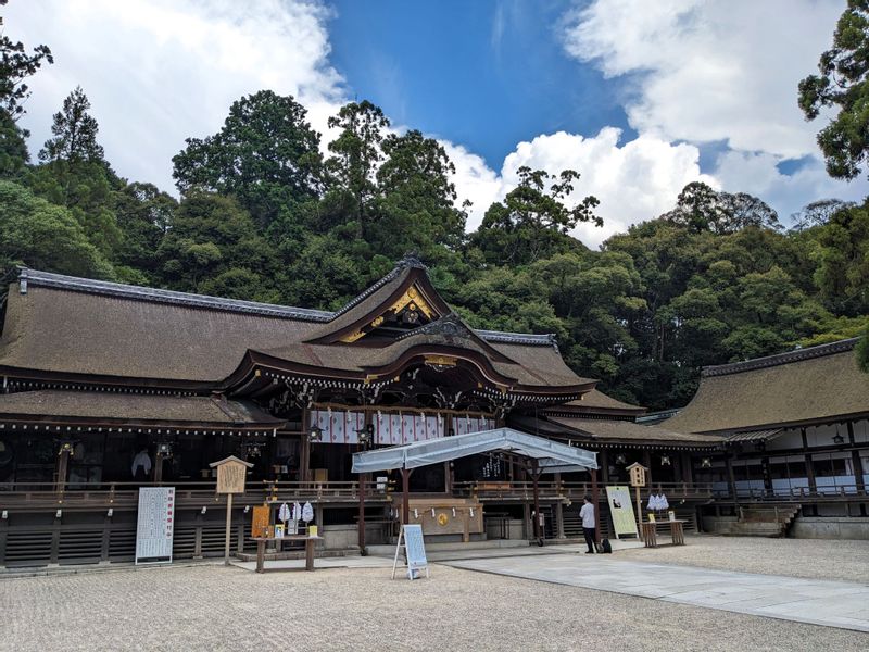 Osaka Private Tour - O-miwa Shrine place for worship