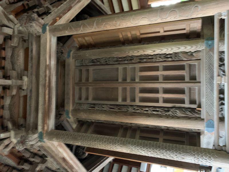 Kamakura Private Tour - Rinzo of Hasedera Temple, a rotary bookshelf storing Buddhist sculptures