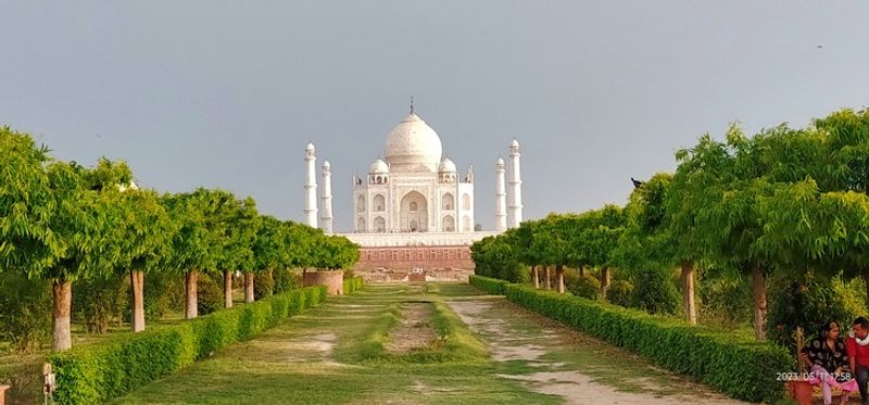 Agra Private Tour - Mehtab Garden