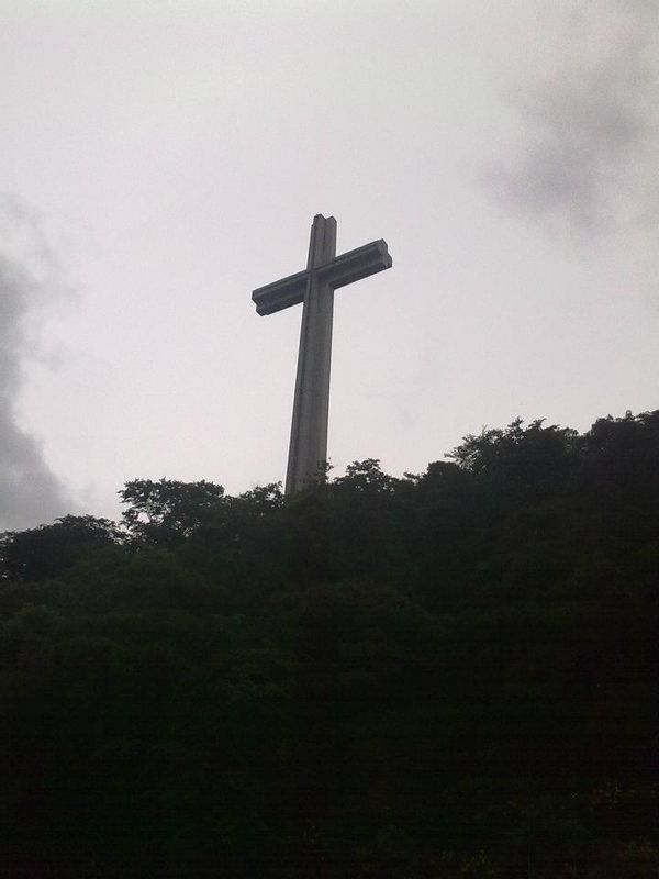 Manila Private Tour - The Cross of Mt Samat