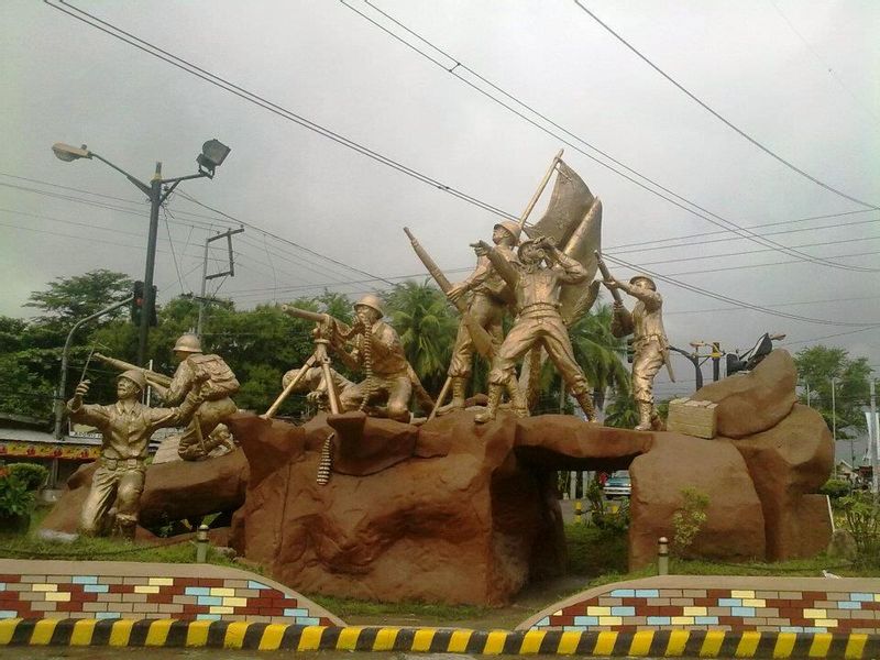 Manila Private Tour - One of the monument located in the main road of Bataan