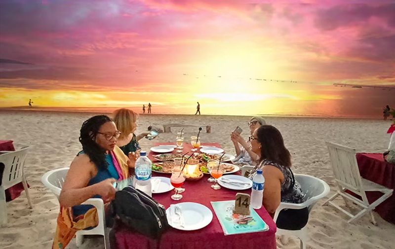 Bali Private Tour - Dinner at Jimbaran sunset beach 