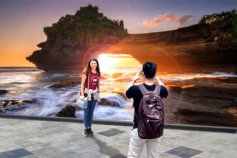 Bali Private Tour - Sunset at Tanah Lot Temple