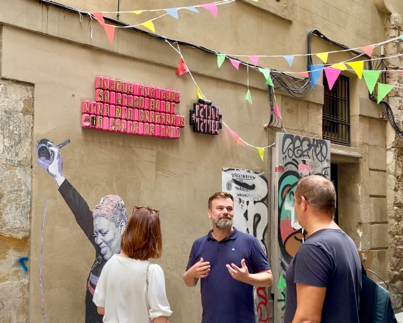 Barcelona Private Tour - We will also have a beautiful story about street art.
