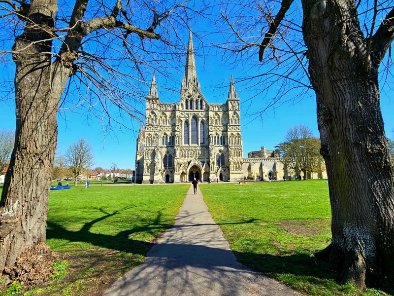 Southampton Private Tour - Western Front of Salisbury Cathedral. 