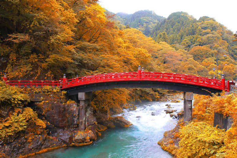 Nikko Private Tour - Shinkyo Bridge