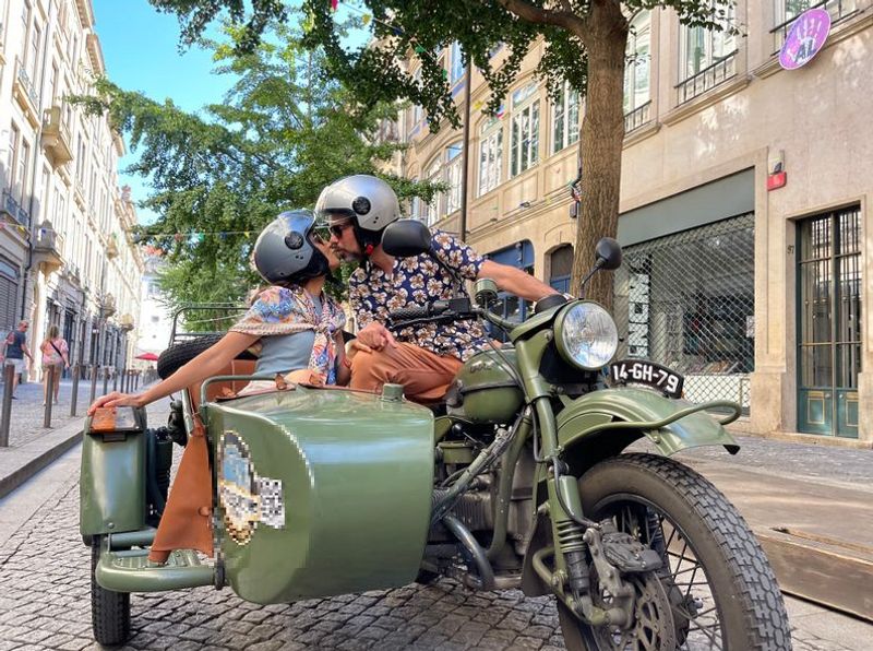 Porto Private Tour - Happy clients exploring Porto on a sidecar 