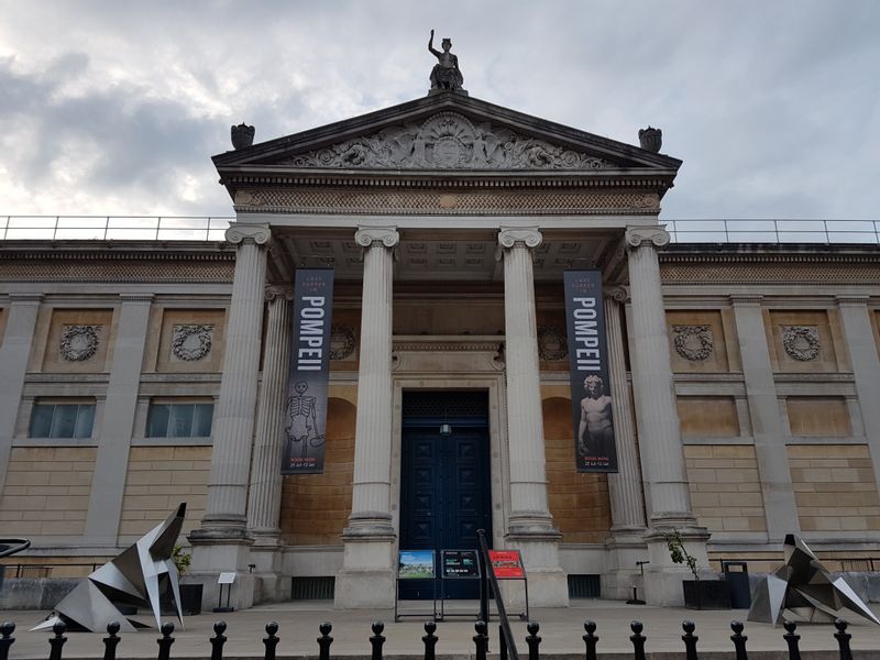 Oxford Private Tour - The Ashmolean Museum