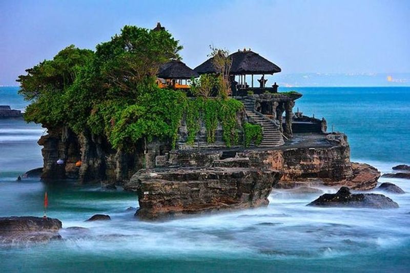 Bali Private Tour - Tanah Lot, the off-shore Temple in Tabanan Bali. the best spot t see the sunset