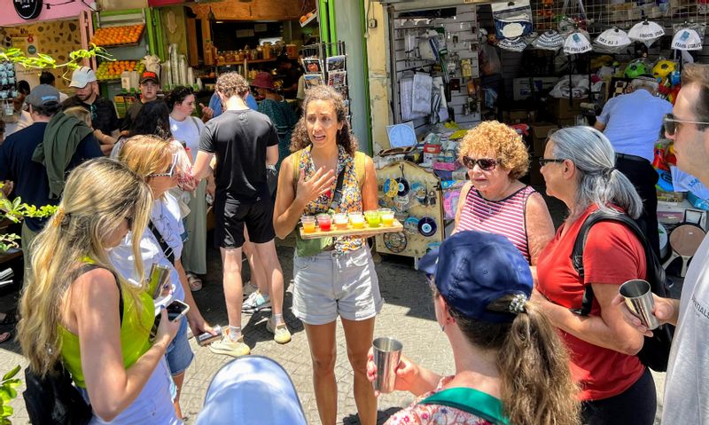 Tel Aviv Private Tour - Fresh Juice