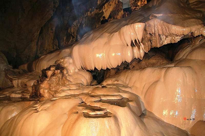 Manila Private Tour - Of all of these underworlds, Sumaguing Cave has the biggest chamber, earning its nickname “The Big Cave.” Inside are countless rock formations slowly shaped by nature over thousands of years. These rock formations mimicking familiar shapes are the highlight of this spelunking adventure.