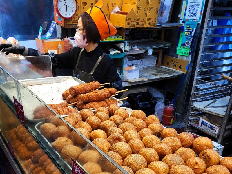 Seoul Private Tour - Mangwon market - Croquette