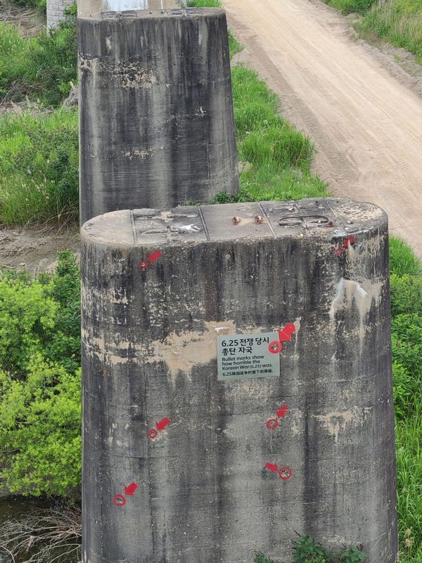 Seoul Private Tour - Clear Bullet Marks on the Piers of Dokgae Bridge