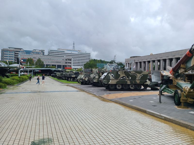 Seoul Private Tour - War Memorial