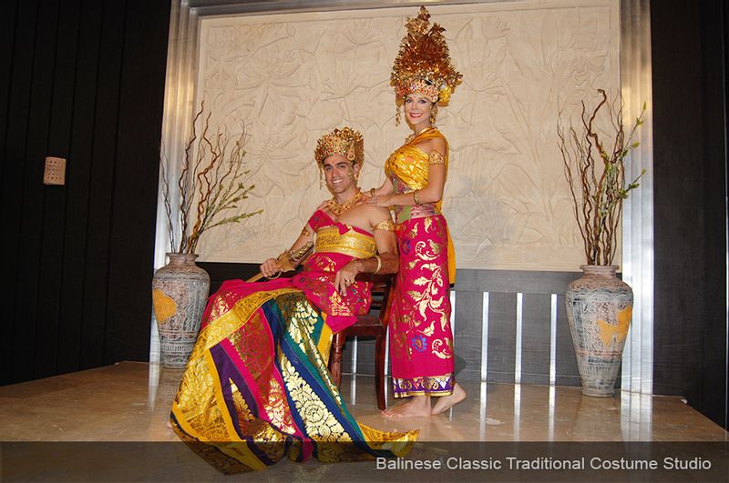 Bali Private Tour - Traditional Balinese Dresses Photo Session