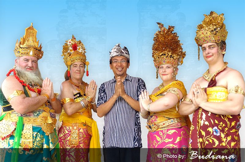 Bali Private Tour - Traditional Balinese Dresses Photo Session