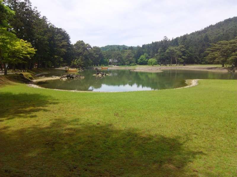 Chiba Private Tour - A Beautiful garden with ponds in Motsuji Temple.
It is said to actualize a paradise in Buddhism.