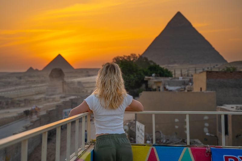 Giza Private Tour - null