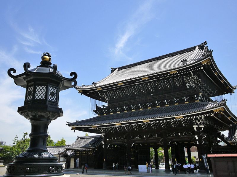 Kyoto Private Tour - Higashi Honganji Temple