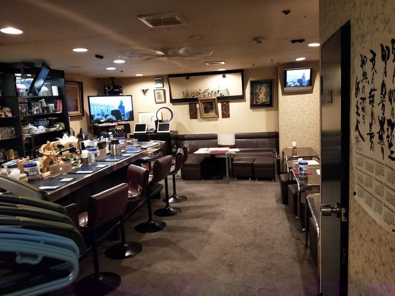 Kagoshima Private Tour - The master's karaoke bar with a nice atmosphere