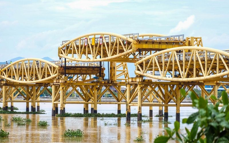 Da Nang Private Tour - Steel Bridge