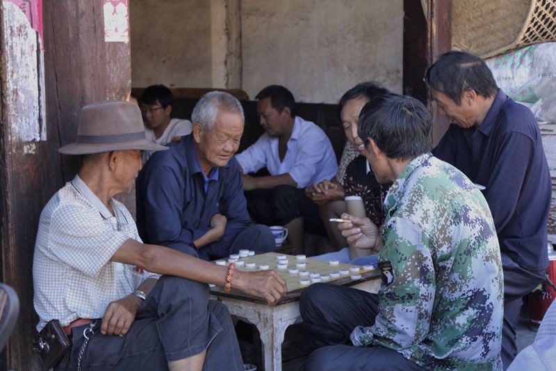 Dali Private Tour - Local people in Weishan 