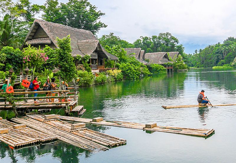 Manila Private Tour - The bamboo rafts 