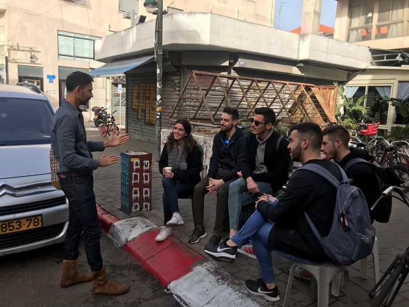 Tel Aviv Private Tour - learning about the history of the market 