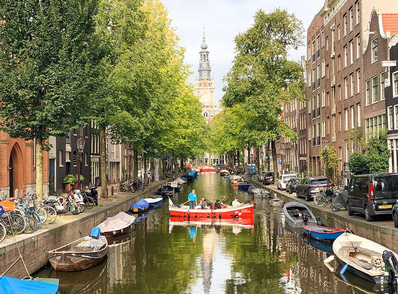 Amsterdam Private Tour - Canal we pass