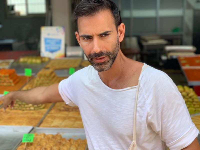 Tel Aviv Private Tour - Local sweet treats