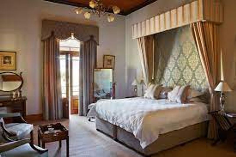 Western Cape Private Tour - Room in Lord Milner Hotel