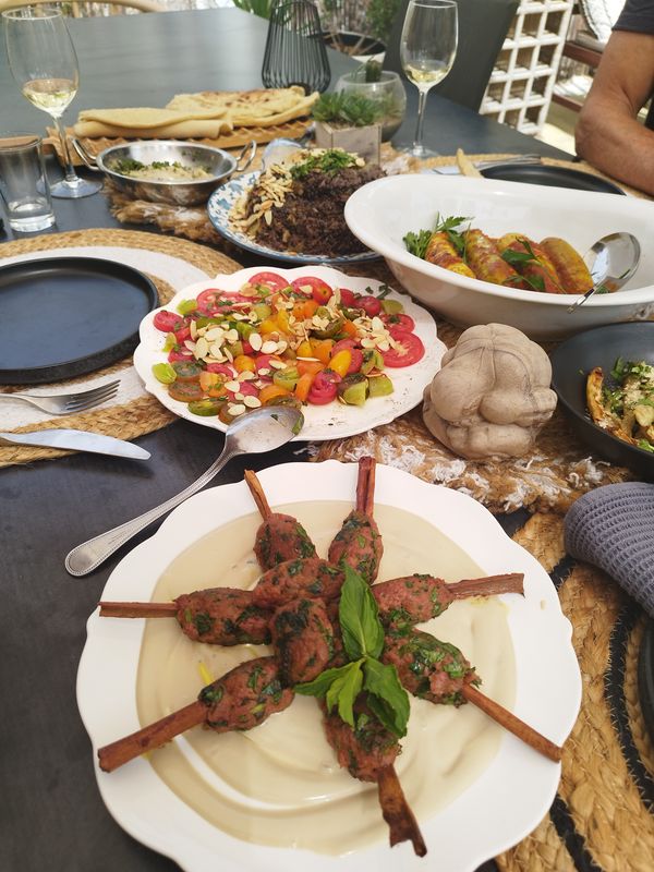 Tel Aviv Private Tour - lunch time 