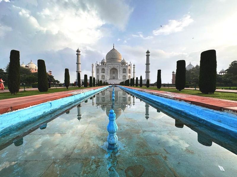 Jaipur Private Tour - Tajmahal Reflection