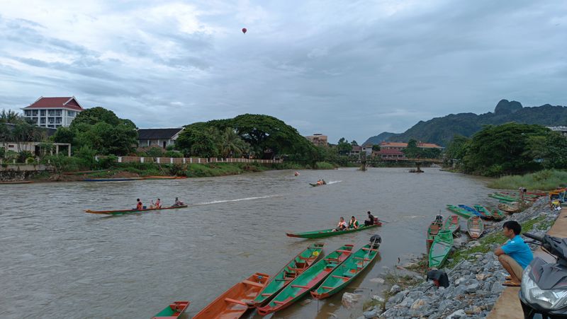 Vientiane Private Tour - Motor Slow Boat Tour along Namsong River @VangVieng