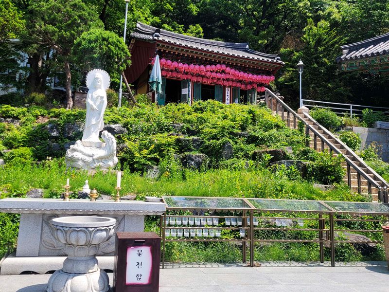 Seoul Private Tour - Ansan mountain, Bongwansa temple