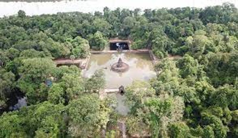 Siem Reap Private Tour - Neak Pean temple